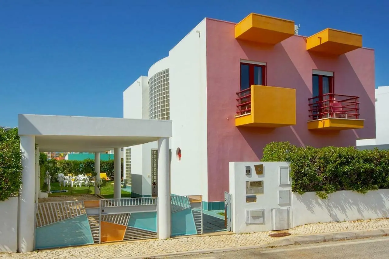 Vila Marina -Bbq, Pool & Garden- By Seareen Albufeira